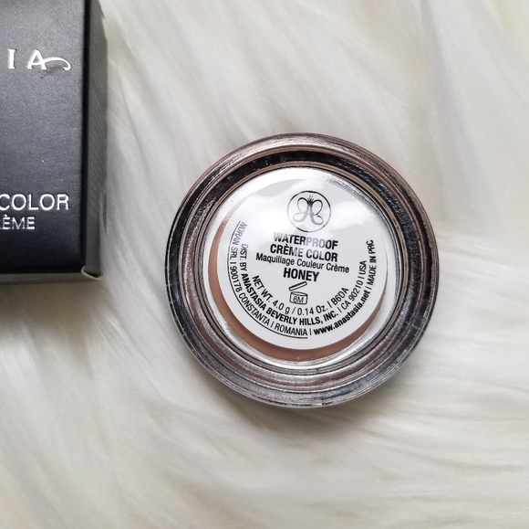 SOLD - ABH Waterproof Creme Color in Honey - Picture 2 of 3